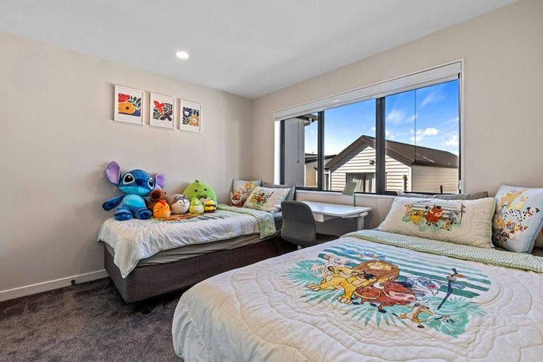 Photo of property in 10b Cranston Street, Torbay, Auckland, 0632