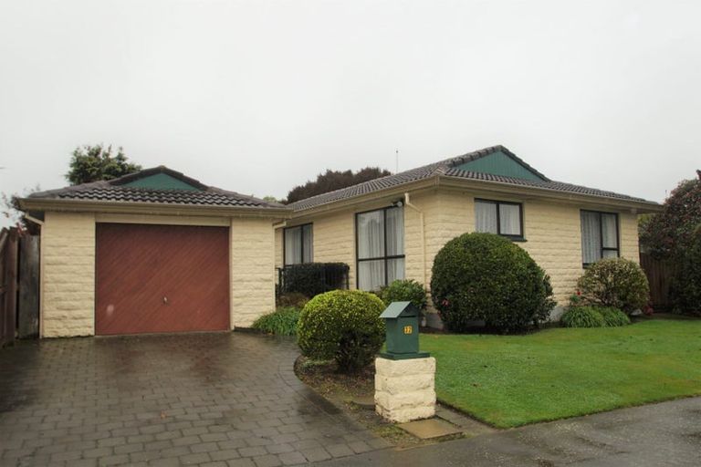 Photo of property in 32 Cowes Street, Avondale, Christchurch, 8061
