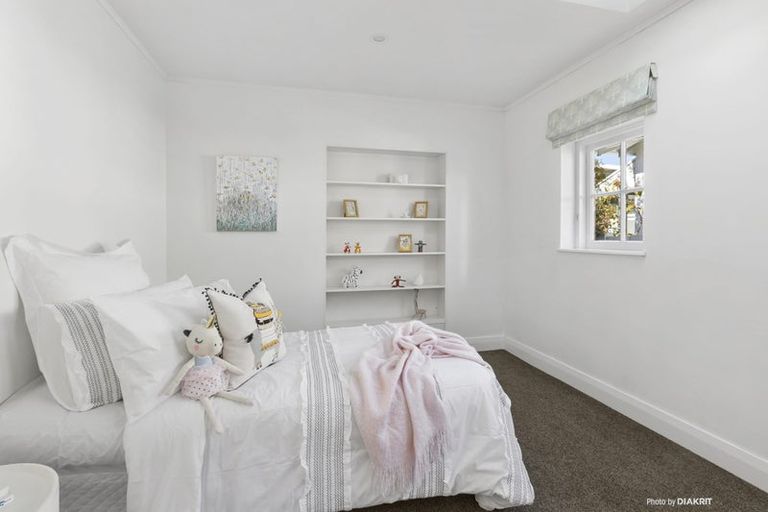 Photo of property in 129 Messines Road, Karori, Wellington, 6012