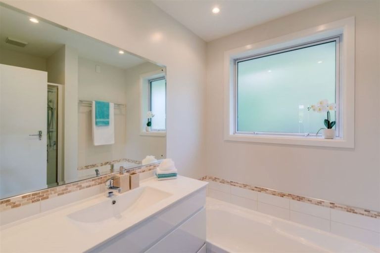 Photo of property in 33 Fairford Street, Bishopdale, Christchurch, 8053