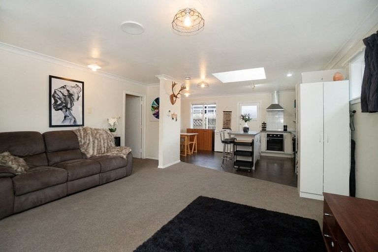 Photo of property in 4a Freyberg Street, Roslyn, Palmerston North, 4414