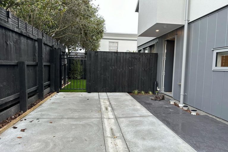 Photo of property in 6/38 London Street, Richmond, Christchurch, 8013