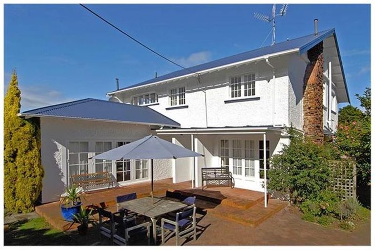 Photo of property in 27 College Street, College Estate, Wanganui, 4500