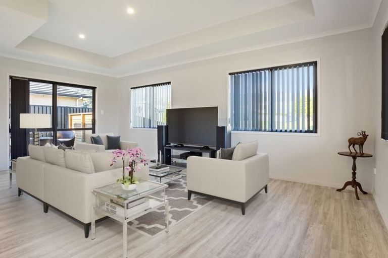 Photo of property in 24 Mary-ellen Place, Coromandel, 3506