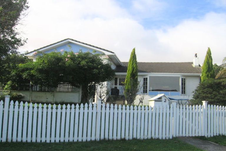 Photo of property in 2 Cassley Crescent, Papakowhai, Porirua, 5024