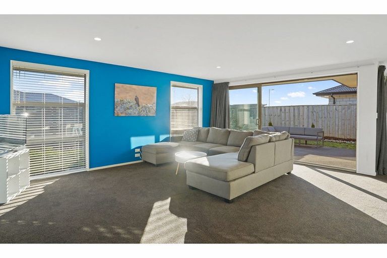 Photo of property in 1 Fry Place, Rolleston, 7614