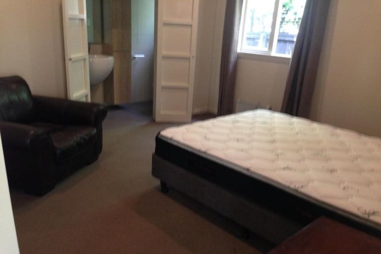 Photo of property in 23 Devonport Lane, St Albans, Christchurch, 8014