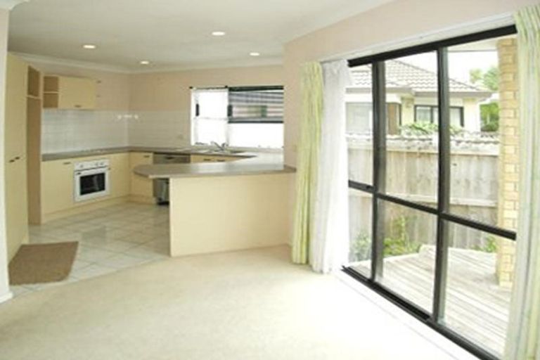 Photo of property in 3/96 Elliot Street, Howick, Auckland, 2014