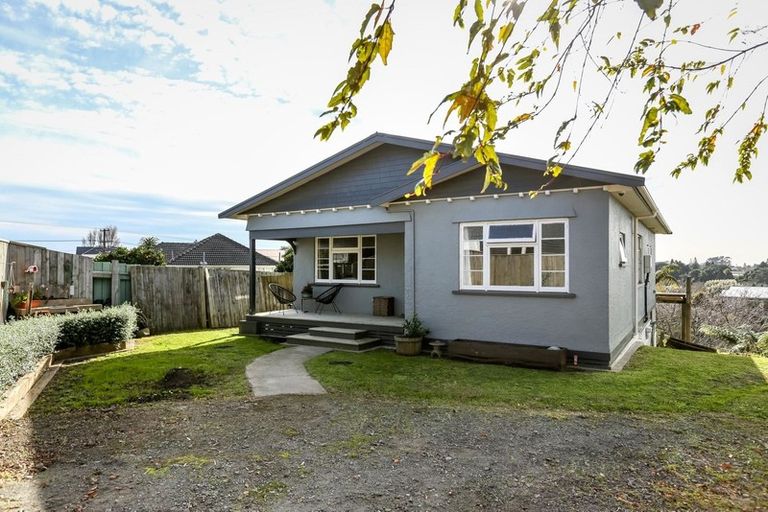 Photo of property in 2/68 Woodleigh Street, Frankleigh Park, New Plymouth, 4310