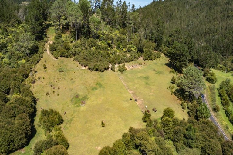 Photo of property in 896a Hikuai Settlement Road, Pauanui, Hikuai, 3579