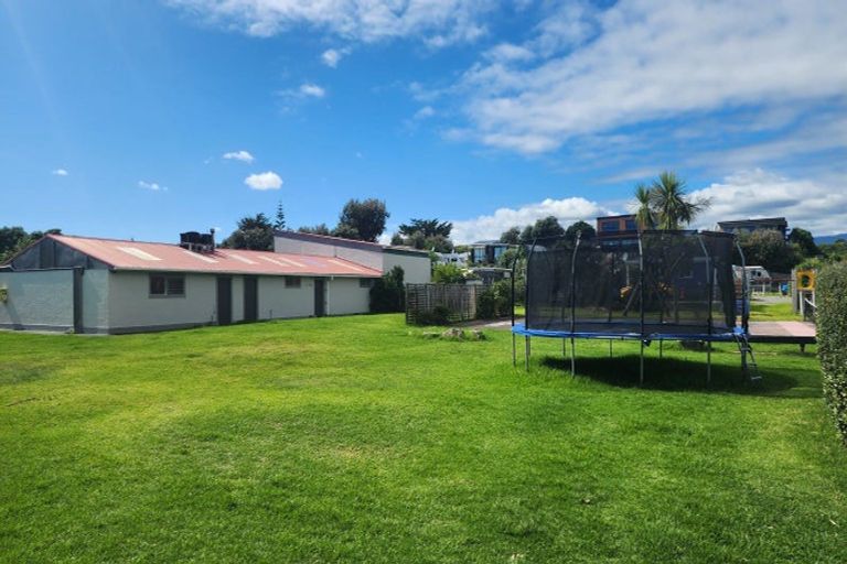 Photo of property in 20 Tasman Road, Otaki Beach, Otaki, 5512