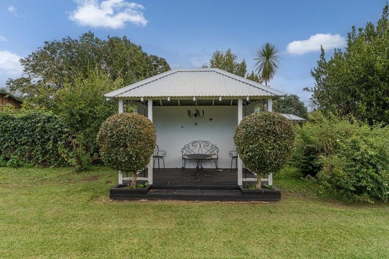 Photo of property in 5 Golf Road, Whitianga, 3591