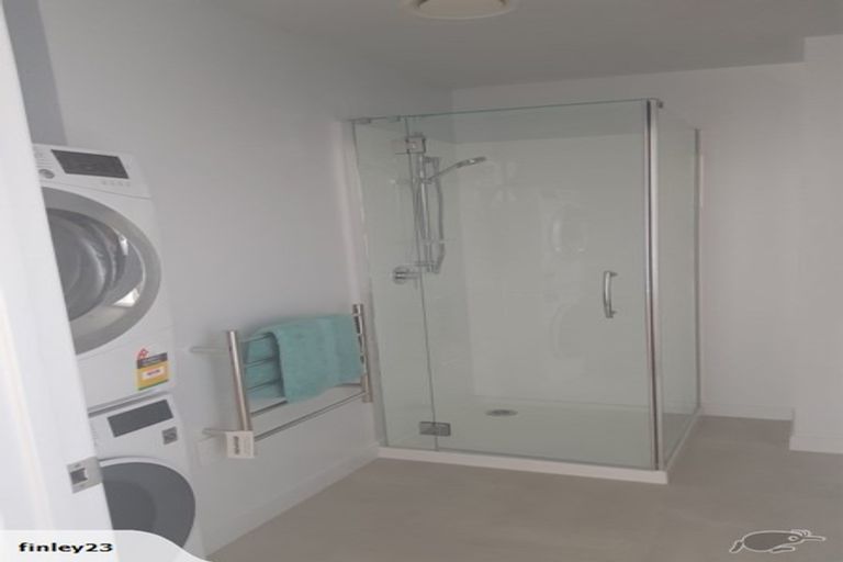 Photo of property in Frank Sargeson Apts, 404/74 Anzac Street, Takapuna, Auckland, 0622