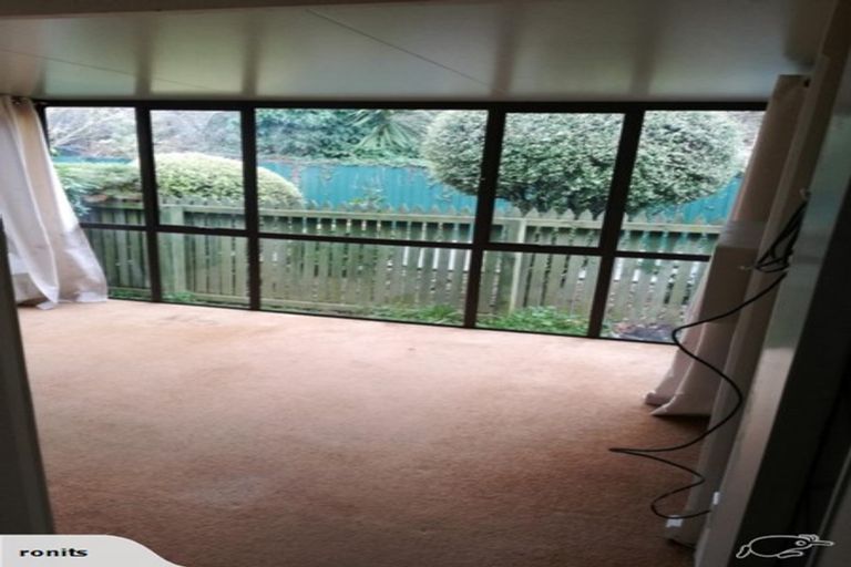 Photo of property in 115 Avonhead Road, Avonhead, Christchurch, 8042