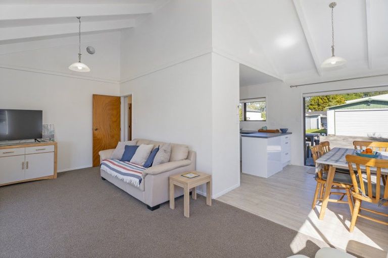 Photo of property in 68 Catherine Crescent, Whitianga, 3510