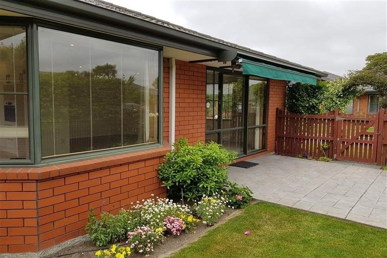 Photo of property in 4/156 Blighs Road, Strowan, Christchurch, 8052