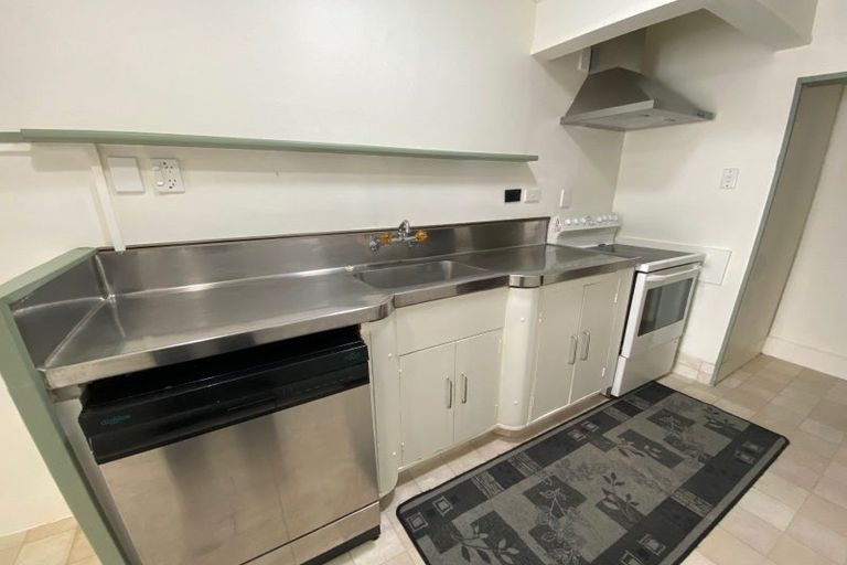 Photo of property in 88 Linton Street, West End, Palmerston North, 4410