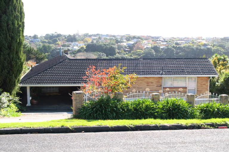 Photo of property in 126 Pah Road, Cockle Bay, Auckland, 2014