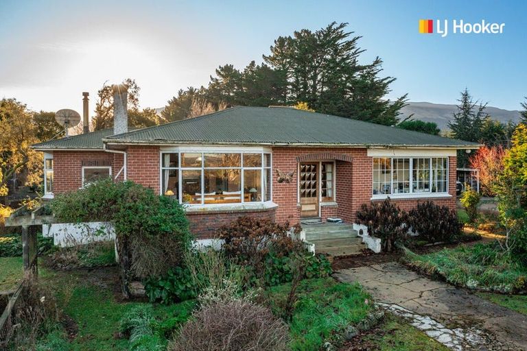 Photo of property in 796 Maungatua Road, Berwick, Outram, 9073