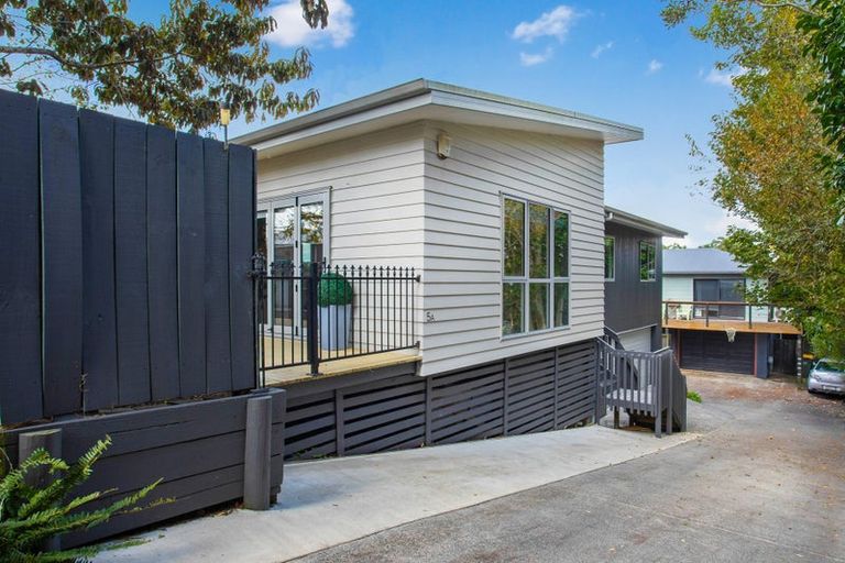 Photo of property in 5a Collingwood Road, Waiuku, 2123