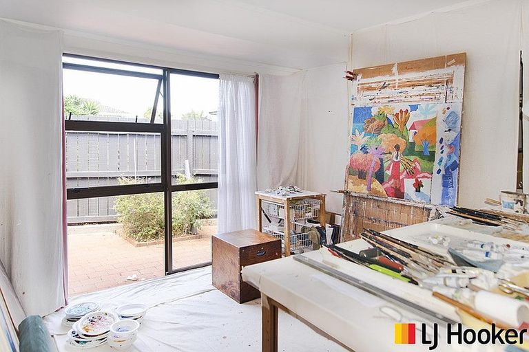 Photo of property in 1/529 Weymouth Road, Weymouth, Auckland, 2103