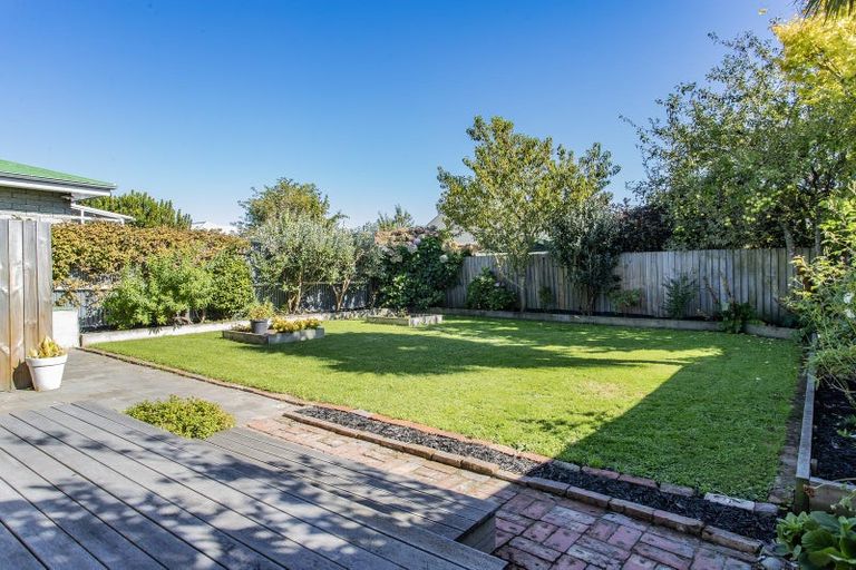 Photo of property in 2/6 Kinver Place, Spreydon, Christchurch, 8024