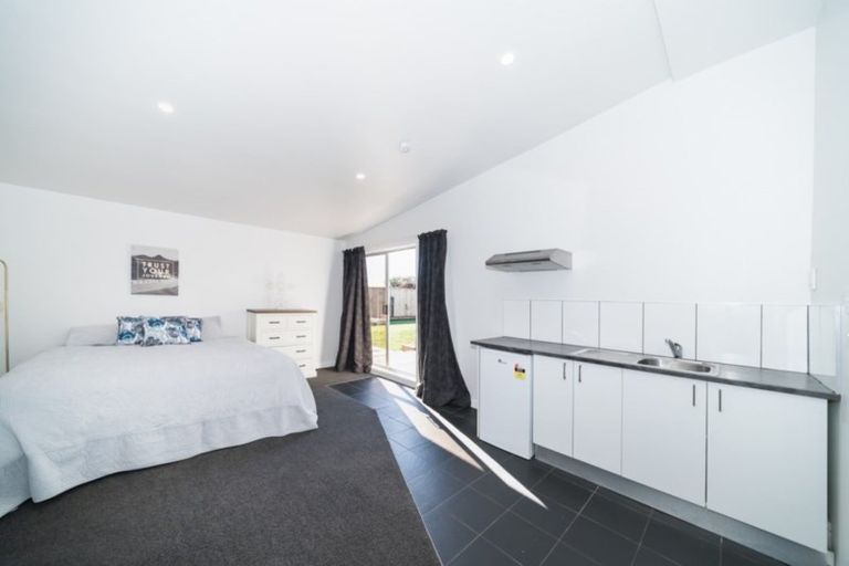 Photo of property in 8 Russell Street, Feilding, 4702