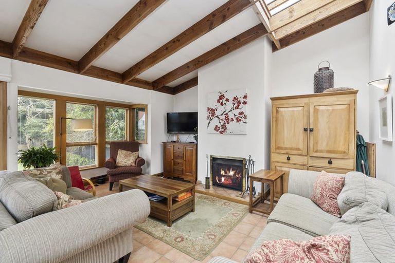 Photo of property in 3 Newman Terrace, Thorndon, Wellington, 6011