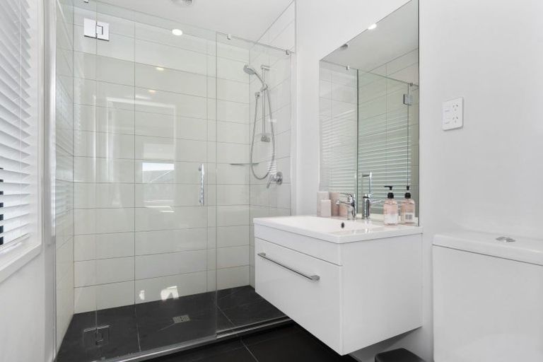 Photo of property in 32 Rotomanu Place, Pyes Pa, Tauranga, 3112