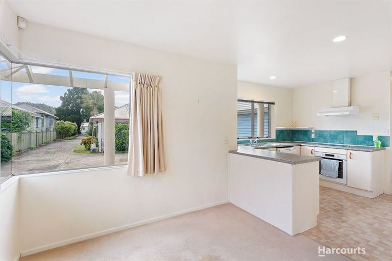 Photo of property in 33 Mains Avenue, Kensington, Whangarei, 0112