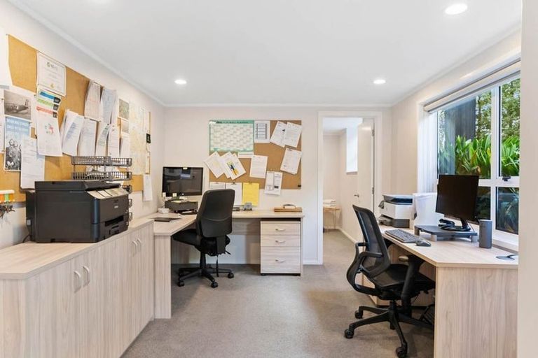 Photo of property in 14 Norman Road, Hauraki, Auckland, 0622