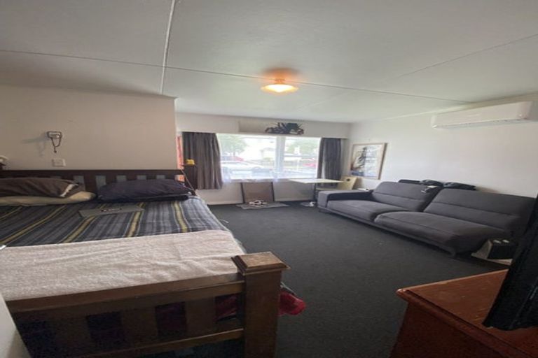 Photo of property in 138 Reynolds Street, Taita, Lower Hutt, 5011