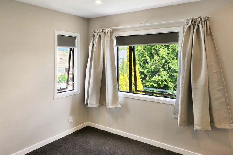 Photo of property in 33 Ron Deal Way, Epuni, Lower Hutt, 5011