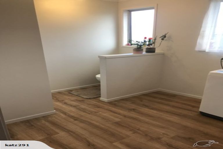 Photo of property in 64 Grace Crescent, Richmond Heights, Taupo, 3330