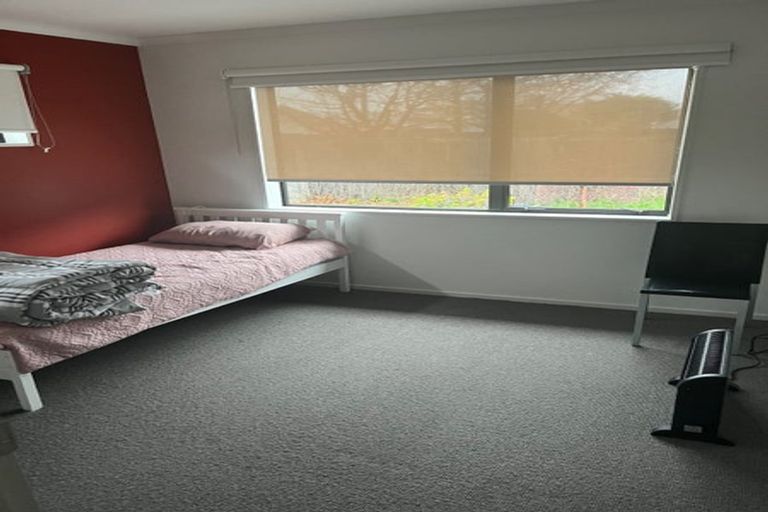 Photo of property in 28 Lochnagar Drive, Lake Hayes, Queenstown, 9304