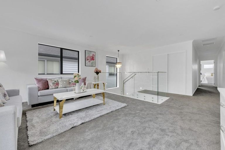 Photo of property in 213b Murphys Road, Flat Bush, Auckland, 2019