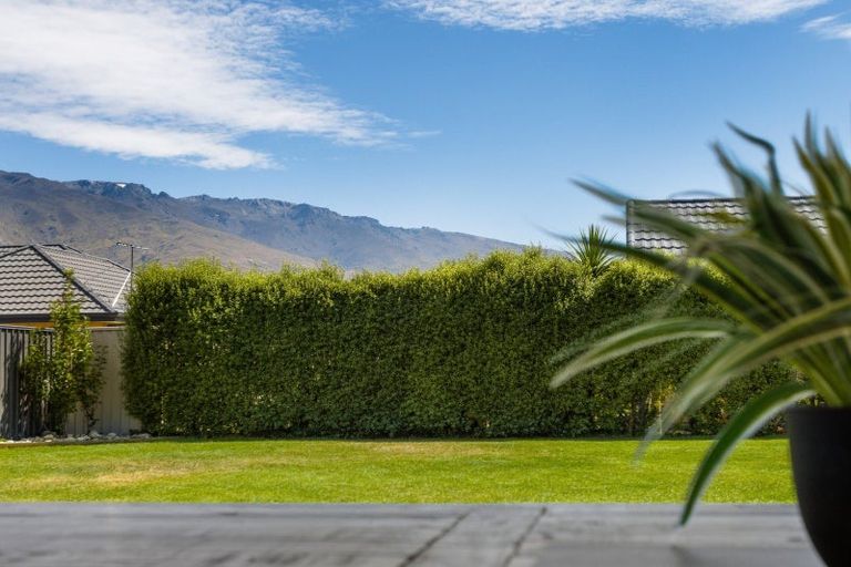 Photo of property in 3 De Bettencor Place, Mount Pisa, Cromwell, 9383