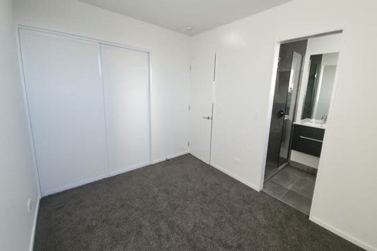 Photo of property in 2/37 Woodville Street, Edgeware, Christchurch, 8013