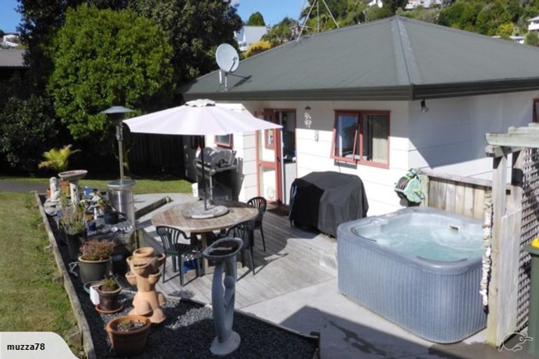 Photo of property in 4 William Hadlow Place, Hatfields Beach, Orewa, 0931