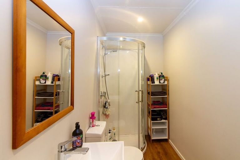 Photo of property in 281 Hoihere Road, Tiakitahuna, Palmerston North, 4477