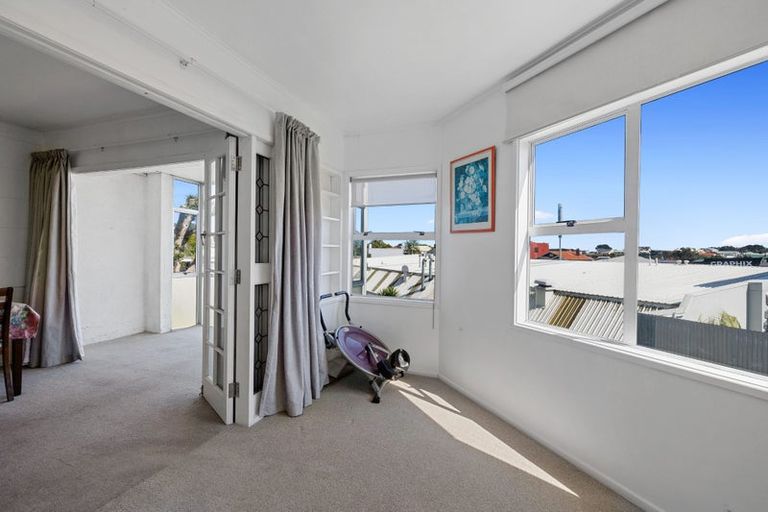 Photo of property in 6/184 Powderham Street, New Plymouth, 4310