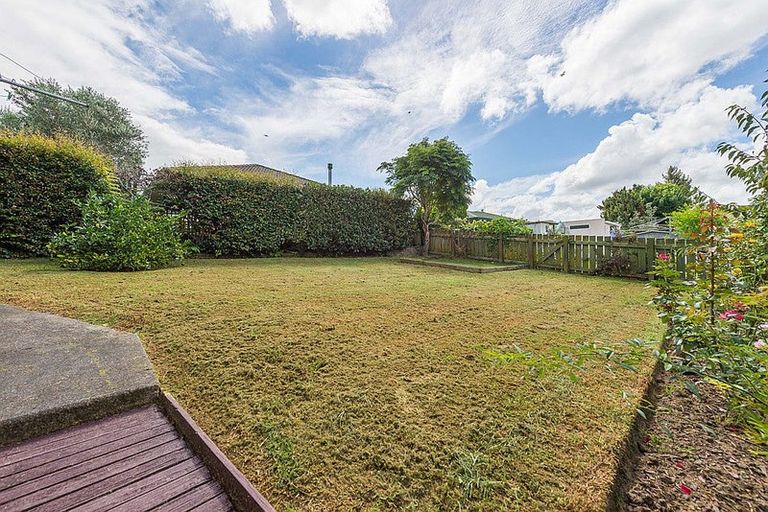 Photo of property in 35 Matua Road, Huapai, Kumeu, 0810
