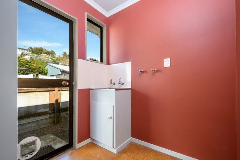 Photo of property in 2/108 Toi Toi Street, Toi Toi, Nelson, 7010