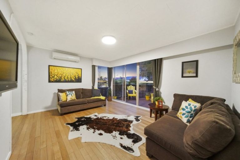Photo of property in 19 Robert Allan Way, Pakuranga Heights, Auckland, 2010
