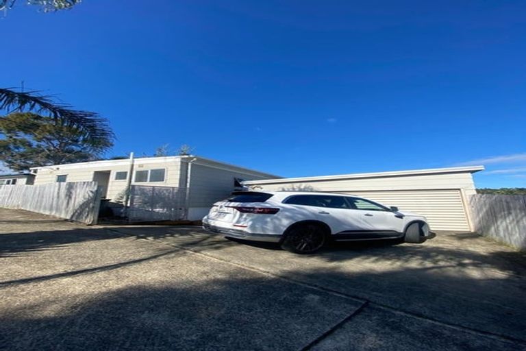 Photo of property in 77a Rosier Road, Glen Eden, Auckland, 0602