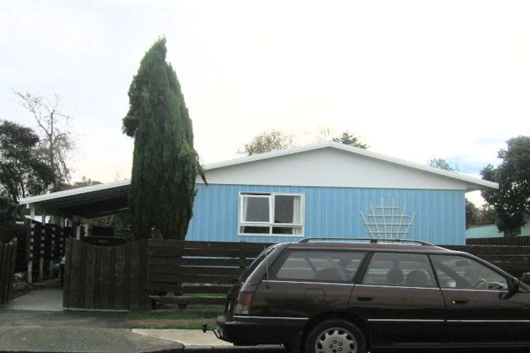 Photo of property in 19 Makarini Street, Paraparaumu, 5032