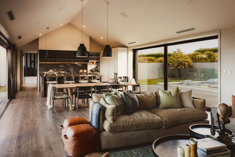 Photo of property in 34 Aroha Road, Te Arai, Wellsford, 0975