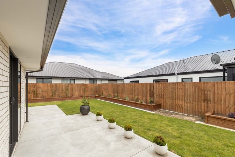Photo of property in 58 Prestons Park Drive, Marshland, Christchurch, 8083