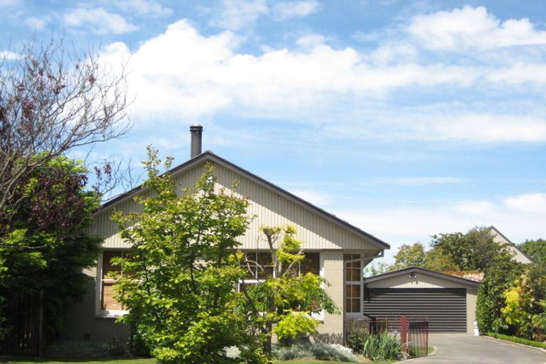 Photo of property in 64 Norrie Street, Redwood, Christchurch, 8051
