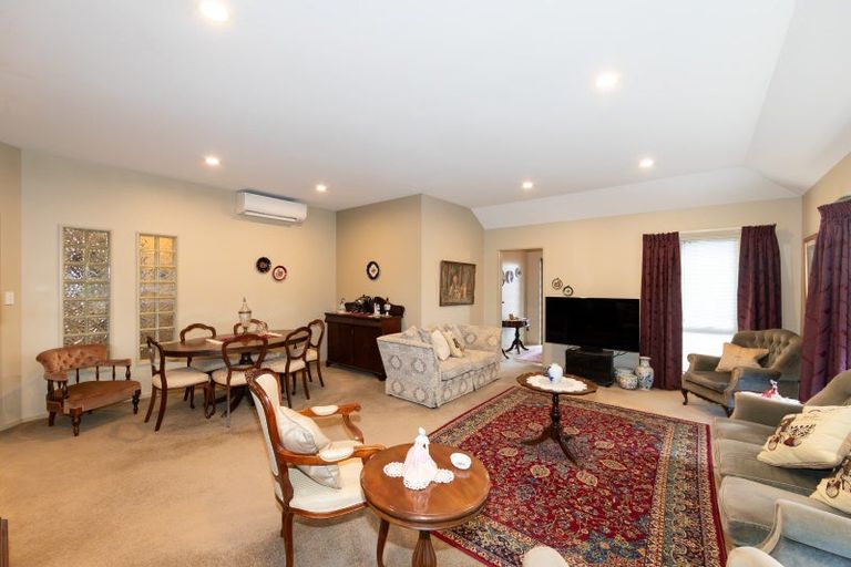 Photo of property in 147b Main Rd Clive, Clive, 4102